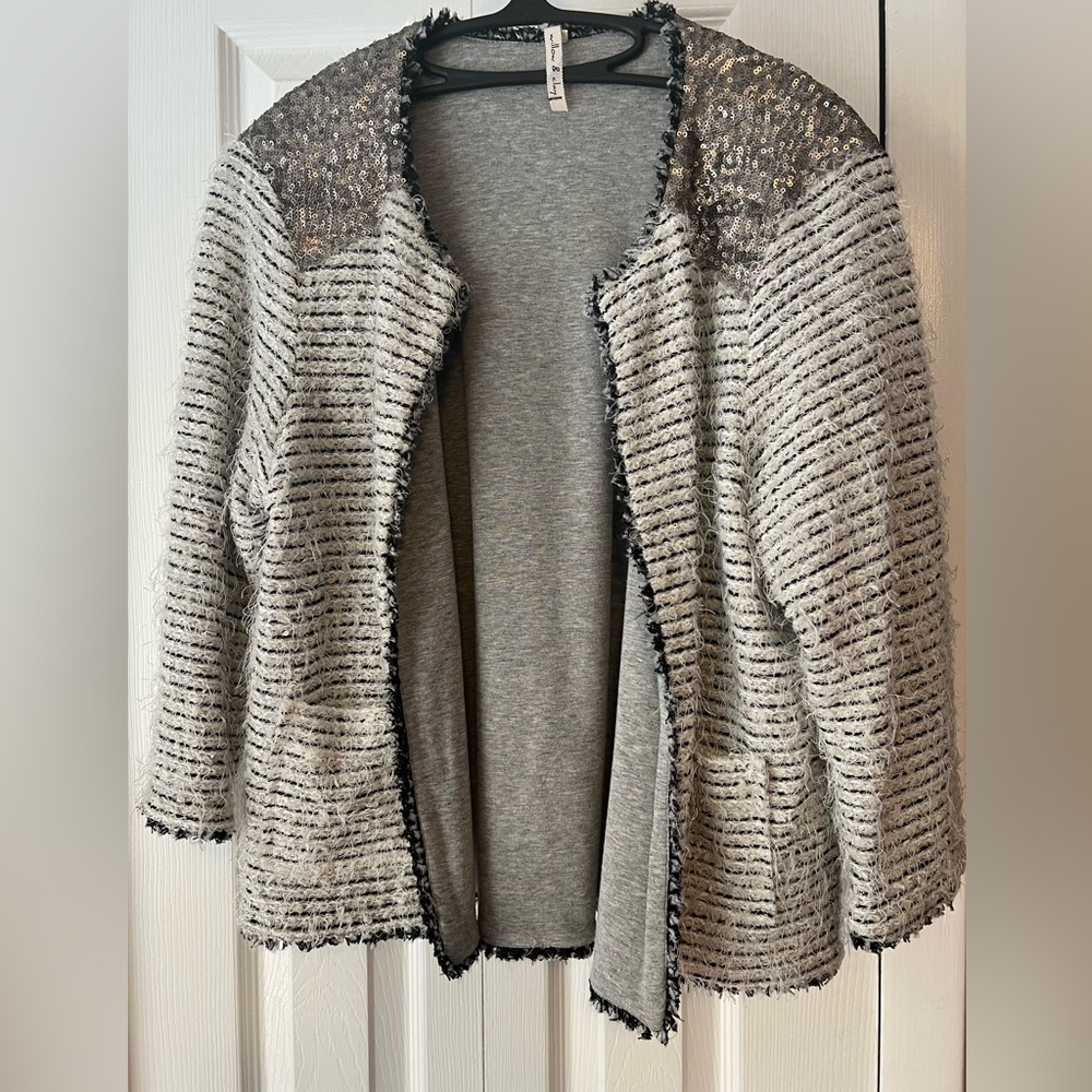 Willow & Clay White Open jacket with Black Pinstripes Silver Sequin Shoulder M